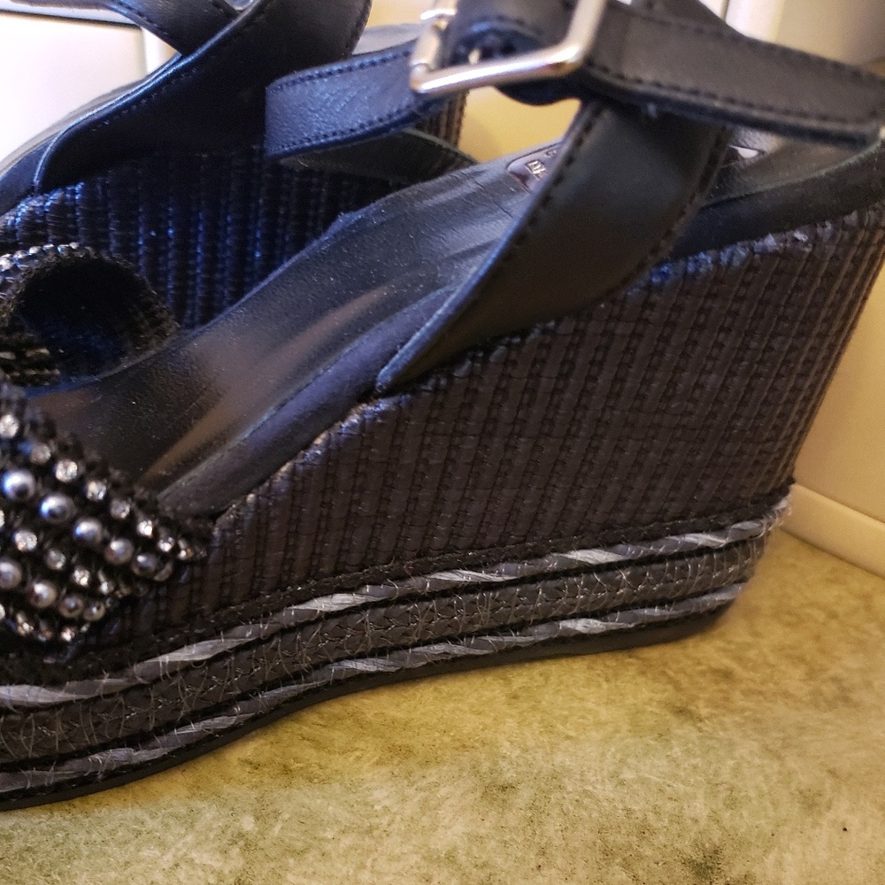 Kanna Wedges - Picture 4 of 4